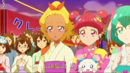 스타 트윙클 프리큐어사격 게임장에서 총을 쏘는 마도카