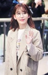 아이즈원 미와야키 사쿠라 꽃향기 나는 미소