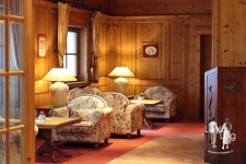 유럽측에서 한국에다가 지은 호텔 jpg