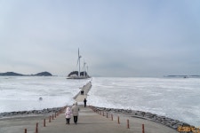꽁꽁 언 서해 바다 풍경 | 디카 기기 갤러리 꽁꽁 언 서해 바다 풍경 | 디카 기기 갤러리 | 루리웹