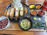 어쩌다 1호손님(?)이 된 돈까스집 | 음식 갤러리 | 루리웹 l RULIWEB 어쩌다 1호손님(?)이 된 돈까스집 | 음식 갤러리 | 루리웹