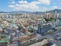 호텔 24층서 찍어봄 | (백업)유머 게시판(2020-2021) 호텔 24층서 찍어봄 | (백업)유머 게시판(2020-2021) | 루리웹