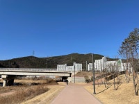 산책나왔는데 날씨 엄청 쾌청함 | 유머 게시판 산책나왔는데 날씨 엄청 쾌청함 | 유머 게시판 | 루리웹