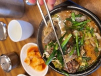 1시간 산책하고 순대국밥을 소박하게 먹는거지 대지는 아닙니다. | 음식 갤러리 1시간 산책하고 순대국밥을 소박하게 먹는거지 대지는 아닙니다.... 