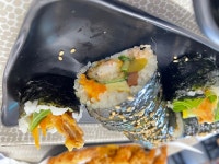 편하게 먹는 새우 튀김 김밥 | 음식 갤러리 편하게 먹는 새우 튀김 김밥 | 음식 갤러리 | 루리웹