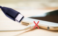 유럽에서 전자제품 USB-C 타입 통일 최종승인 | 유머 게시판 유럽에서 전자제품 USB-C 타입 통일 최종승인 | 유머 게시판 | 루리웹