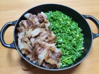 오늘은 차돌버섯솥밥