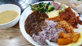 점심은 또또 다른 한식뷔페