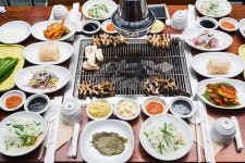 세종에서 장어한판 진도에서 낙지요리 닭날개 튀김