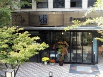 동네빵집들은 왜 죄다 갈수록 커질까 | 유머 게시판 동네빵집들은 왜 죄다 갈수록 커질까 | 유머 게시판 | 루리웹