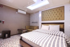 교수님이랑 러브모텔 가서 서로 친해진 썰.txt | 유머 게시판 교수님이랑 러브모텔 가서 서로 친해진 썰.txt | 유머 게시판 | 루리웹