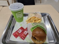 김포공항 국제선 프랭크버거 입점