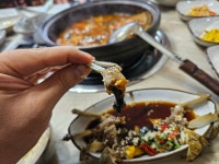 참게탕이랑 참게장 첨 먹었는데 맛있더랑