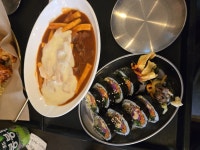 신전떡볶이x굽네치킨 도쿄점