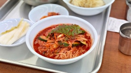 밖에서 밥 먹습니다 경기 연천 망향비빔국수본점