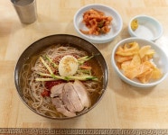전역 후 14년만에 들러본 철원의 막국수 식당 내대 막국수
