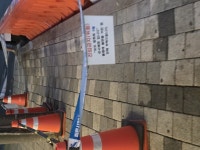 얼마전에 뚫린 곳인데 바로 보도침하 일어나네 ㅋㅋㅋ