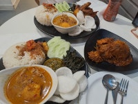 오늘 먹은 홍대 인도네시아 식당 음식