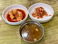 콩나물국밥집 돌비