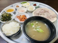부산역 근처 시장 골목 8000원 수육백반