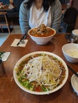 집앞에 쌀국수 맛집이 생겨벌엿따요