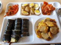 점심은 김밥, 저녁은 함박. | 음식 갤러리 점심은 김밥, 저녁은 함박. | 음식 갤러리 | 루리웹