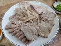 오랜만에 순대국밥이랑 수육