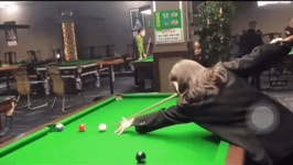 당구 초고수 vs 초보.gif | 유머 게시판 당구 초고수 vs 초보.gif | 유머 게시판 | 루리웹