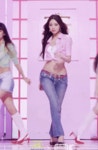 로우라이즈 입은 유나
