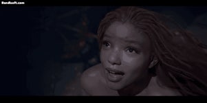 인어 케리건 vs 똥쟁이 gif