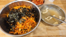 당황스러운 미아리우동 통영식김밥쥐에스
