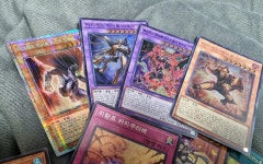 연말 기념으로 자기전에 뜯어보는 택티팩 2통