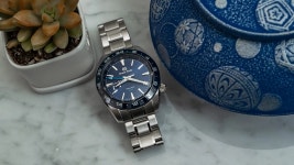 Hands-On: Grand Seiko SBGE255 Spring Drive GMT In New Smaller 40.5mm Case With Ceramic Bezel | aBlogtoWatch | Flipboard