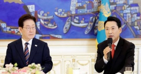 [단독] 李대통령, 장동혁 대표 가족상에 근조화환 보냈다 | Flipboard