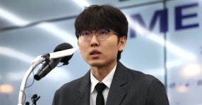 AI에 도전장 내민 신진서 “AI 추천 수 따라해선 못 이겨, 내 식대로 판 짤 것” | Flipboard