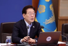 이 대통령 지지율 54%로 소폭 회복…‘3대 메가 프로젝트’ 영향 [한국갤럽] | Flipboard