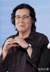 이창동 삶을 가능하게 하는 건 결국 사랑이 아닐까요 | Flipboard