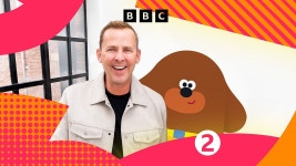 BBC Radio 2 - Scott Mills, Squirrel Club special with Hey Duggee in the studio!