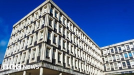 Teachers in Flintshire paid late after technical issue - BBC News Teachers in Flintshire paid late after technical issue