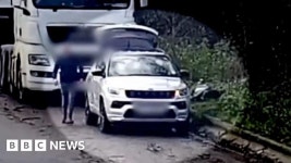 Fly-tipper seen leaving rubbish in Buckinghamshire lay-by - BBC News Watch: Fly-tipper filmed leaving rubbish in lay-by