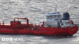 Oil tanker runs aground off Isle of Wight - BBC News Oil tanker runs aground off Isle of Wight