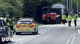 A120 crash: Marks Tey road closed after multi-vehicle collision - BBC News A120 crash: Marks Tey road closed after multi-vehicle... 