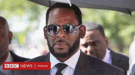 R Kelly in prison: American singer Robert Sylvester Kelly suffer attack inside jail, im lawyer tok - BBC News Pidgin