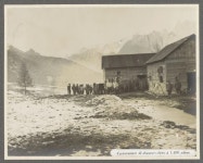 Legerkamp van Alpenjagers op 1500 meter hoogte in de Dolomieten, vermoedelijk Italianen - Rijksmuseum Legerkamp van Alpenjagers... 