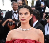 Sara Sampaio