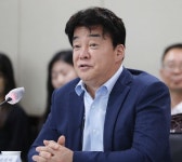 블라인드 | 교촌에프앤비 뉴스
