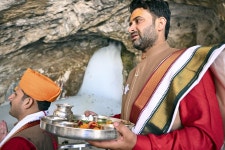 SEE: Pratham Pooja at Amarnath - Rediff.com India News Pratham Pooja at Amarnath