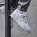 나이키(Nike) | 나이키 빌리 아일리시 에어포스 1 로우 SP 트리플 화이트 DZ3674 100 x 에어 포스 DZ3674-100 47313511 | 트렌비
