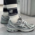 뉴발란스(New Balance) | 뉴발란스 1906R 하버 그레이 실버 메탈릭 M1906REH 실버그레이 73938059 | 트렌비
