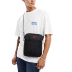 리바이스(Levis) | 리바이스 듀얼 스트랩 크로스백 with 로고 인 블랙 10717479 | 트렌비